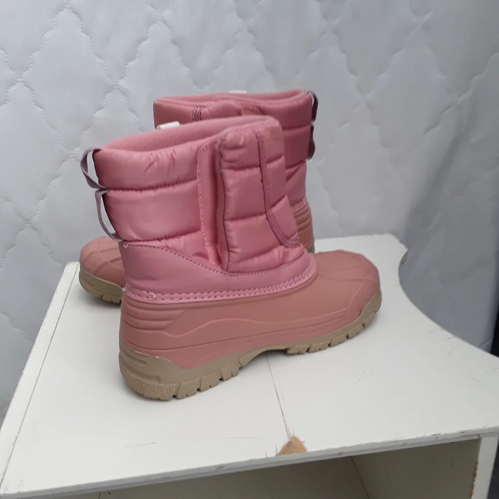 OshKosh B'gosh Pink Cozy Boots